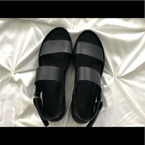 Vince Leather Sandals